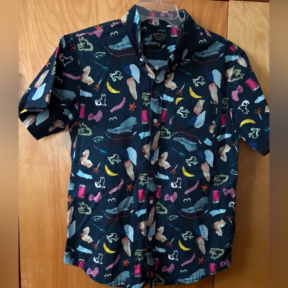 Quiet Life man s graphic cotton shirt size m new